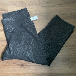 Women's Black Patterned Leggings Leopard Pattern size XL